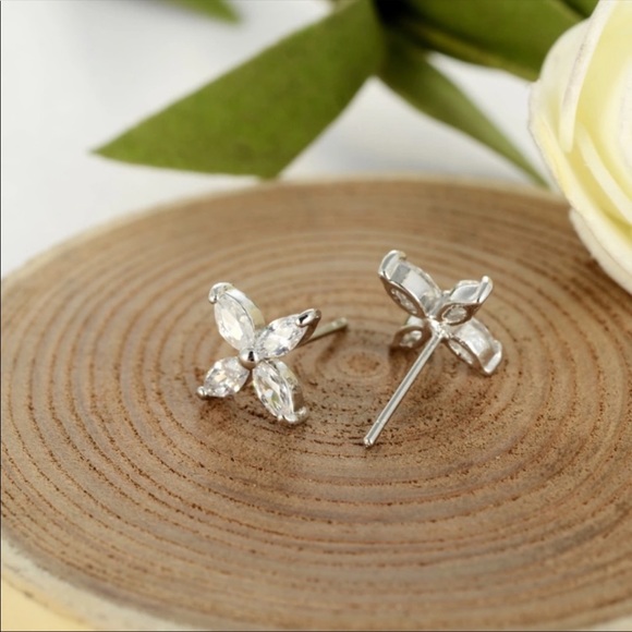 Four Leaf Clover Flower CZ Earrings - Picture 2 of 4